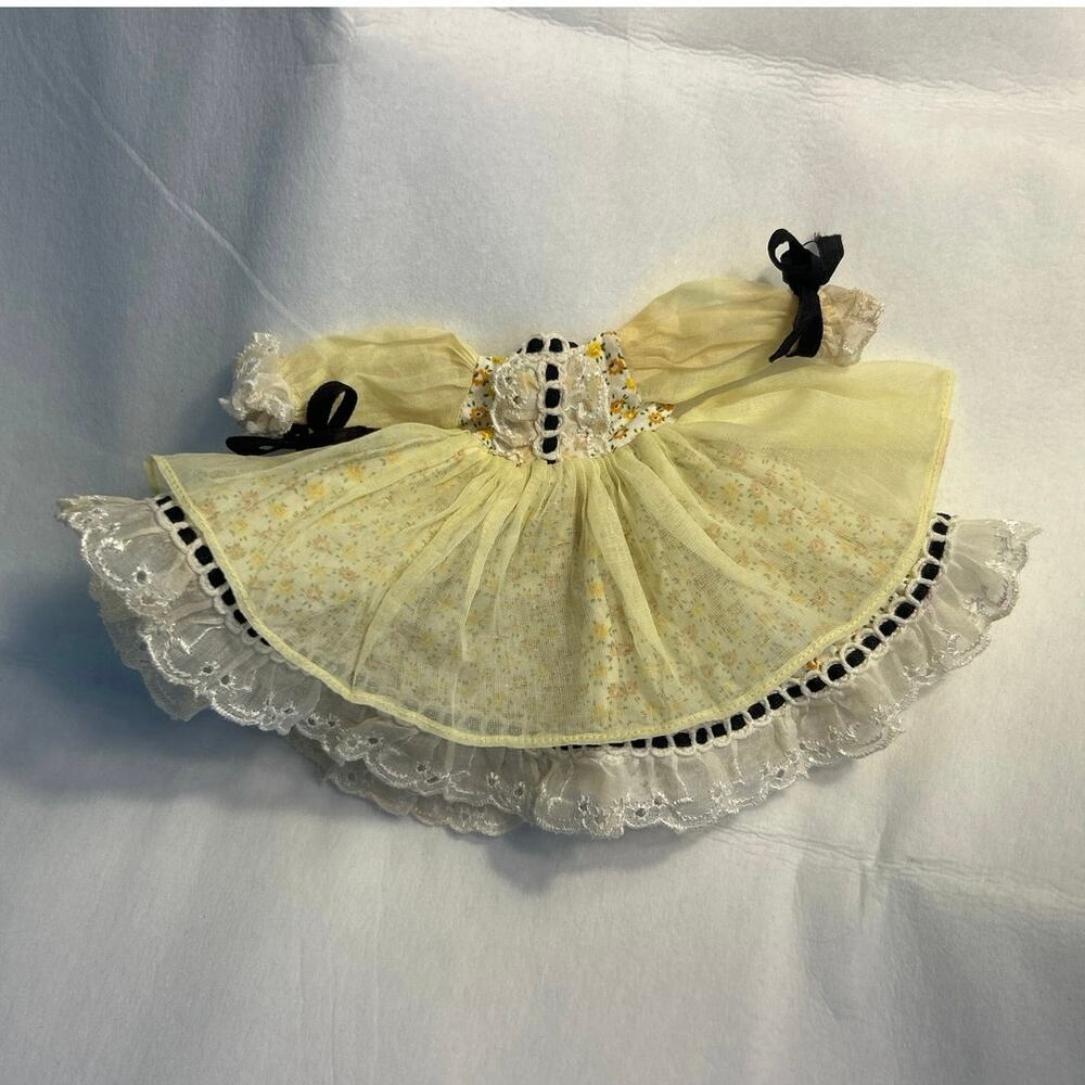 Vtg Vogue Ginny “Deb’s” Doll Dress Yellow  #6072 1950’s For Ginny 8’ inch Dolls